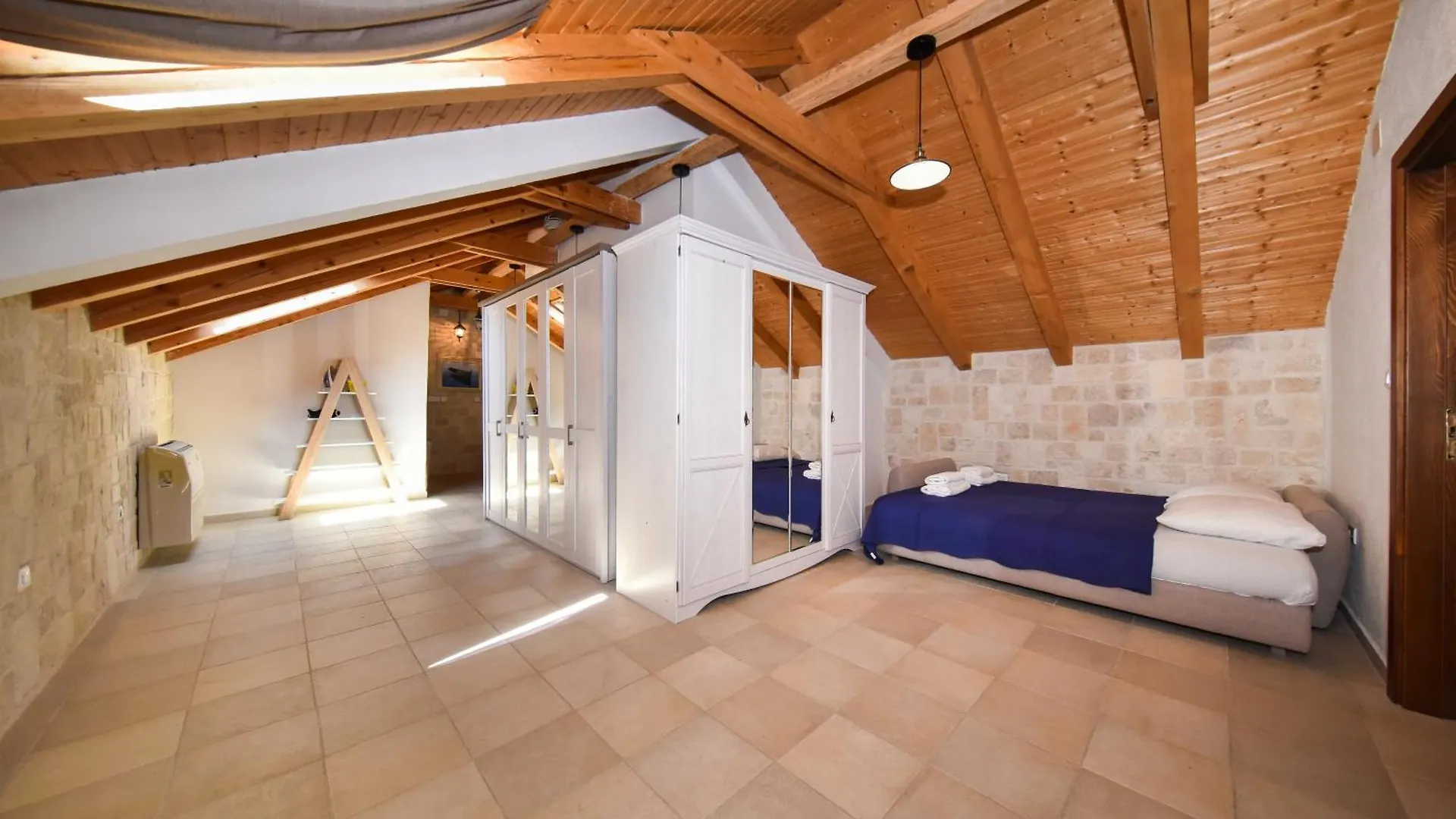 Authentic Stone House, Zadar City Croacia