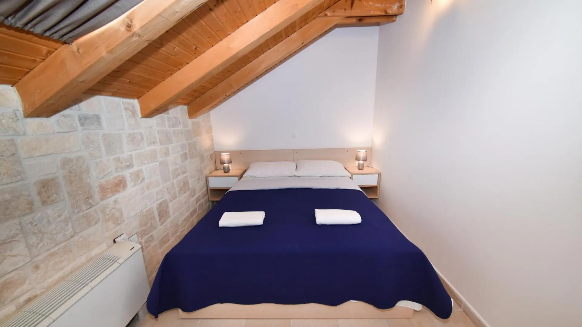 Authentic Stone House, Zadar City Croácia