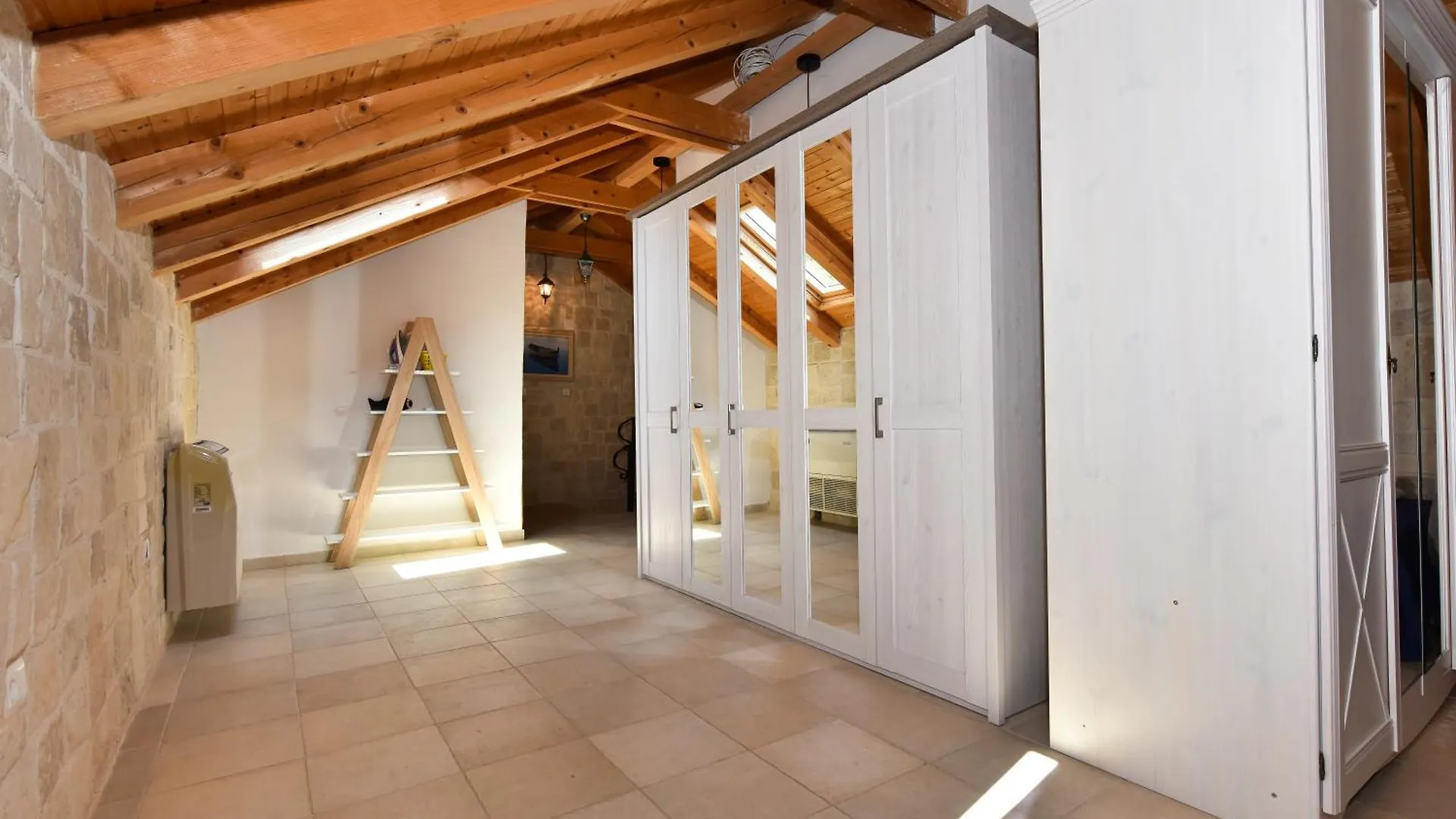 Authentic Stone House, Zadar City Сasa de vacaciones